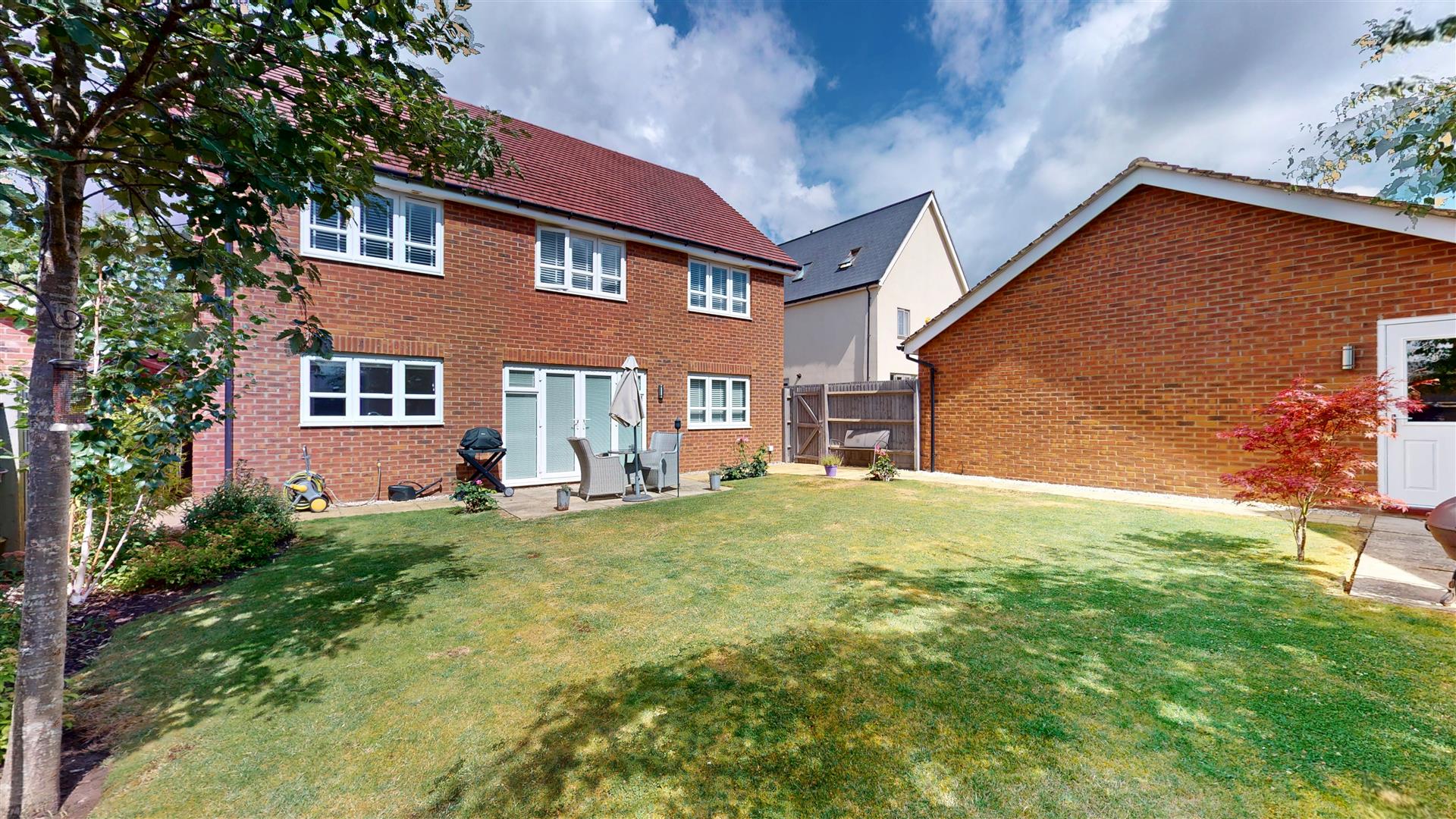 Teeswater Way, Whitehouse, Milton Keynes